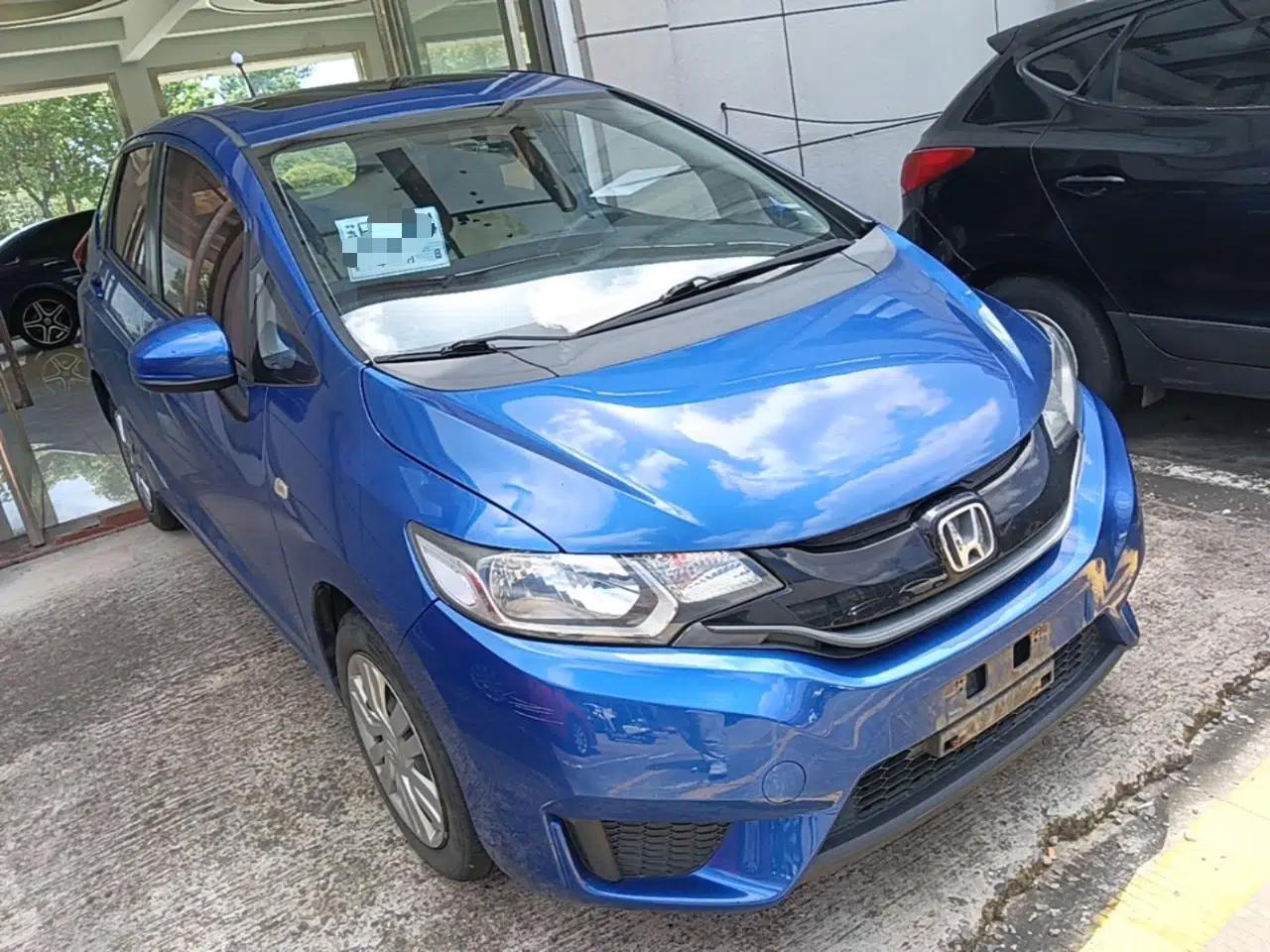 Honda Fit 2016 1.5L LXS CVT Comfort Sunroof Version — миниатюра 3
