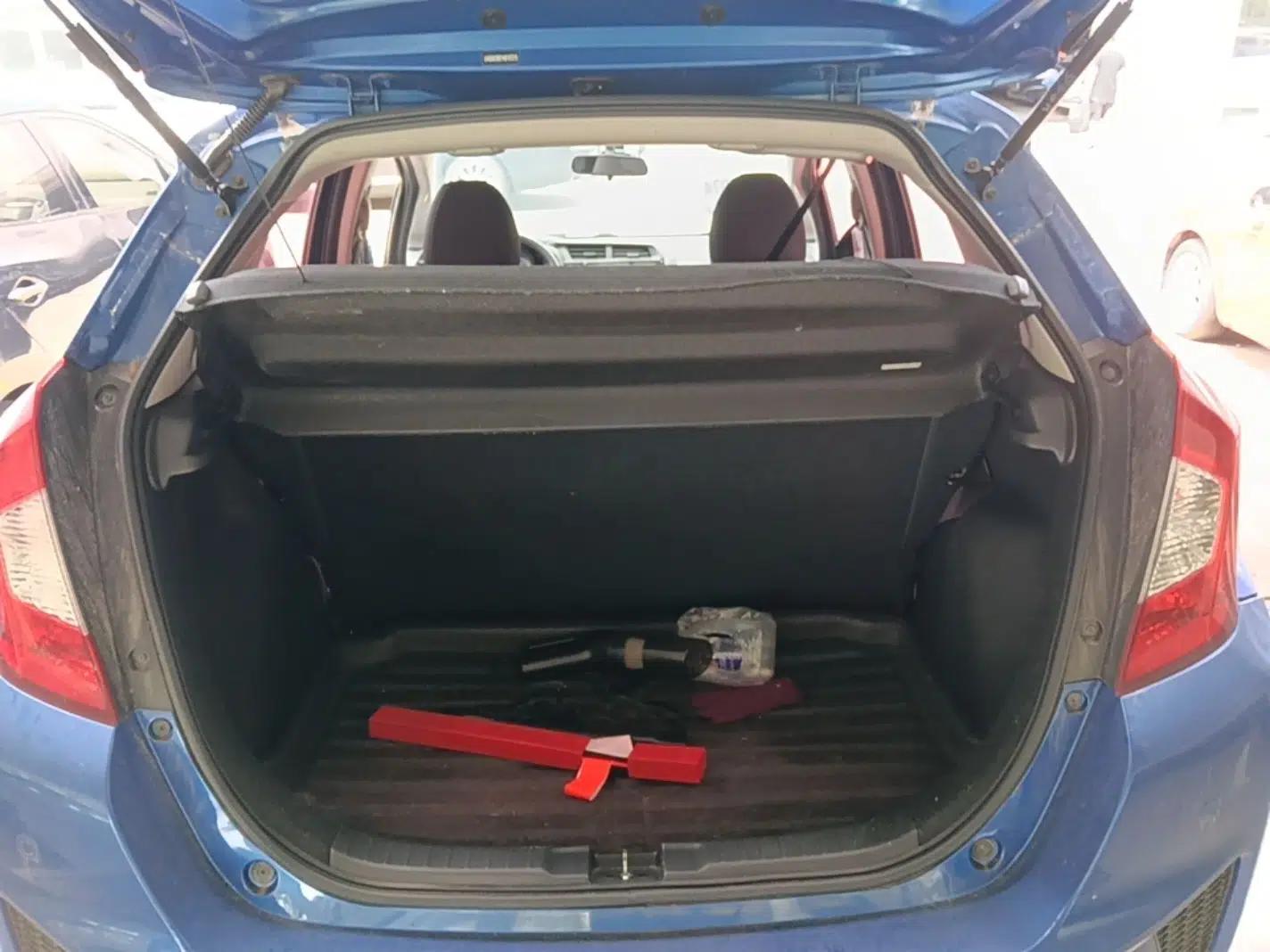Honda Fit 2016 1.5L LXS CVT Comfort Sunroof Version — миниатюра 22