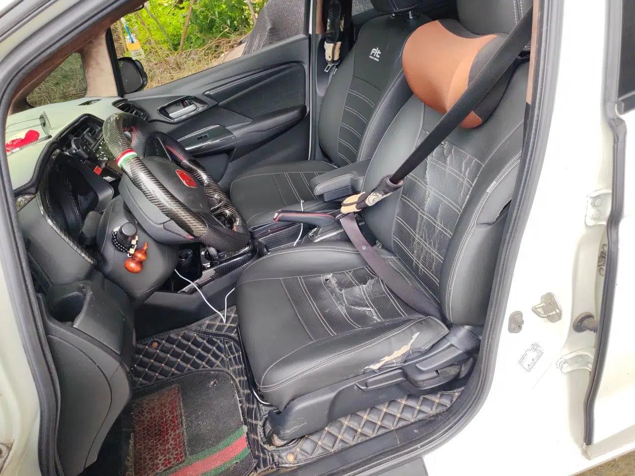 Honda Fit 2016 1.5L LX CVT Comfort Model — миниатюра 15