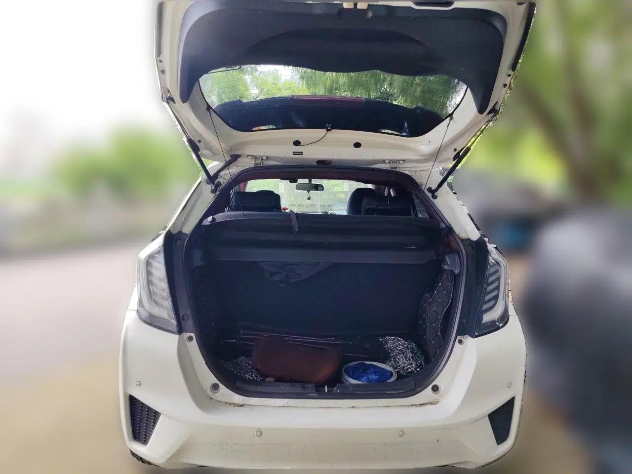 Honda Fit 2016 1.5L LX CVT Comfort Model — миниатюра 19