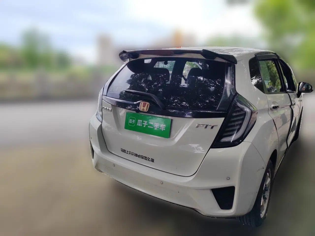 Honda Fit 2016 1.5L LX CVT Comfort Model — миниатюра 6
