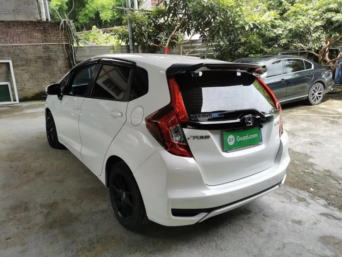 Honda Fit 2018 1.5L CVT Comfort Version — миниатюра 4