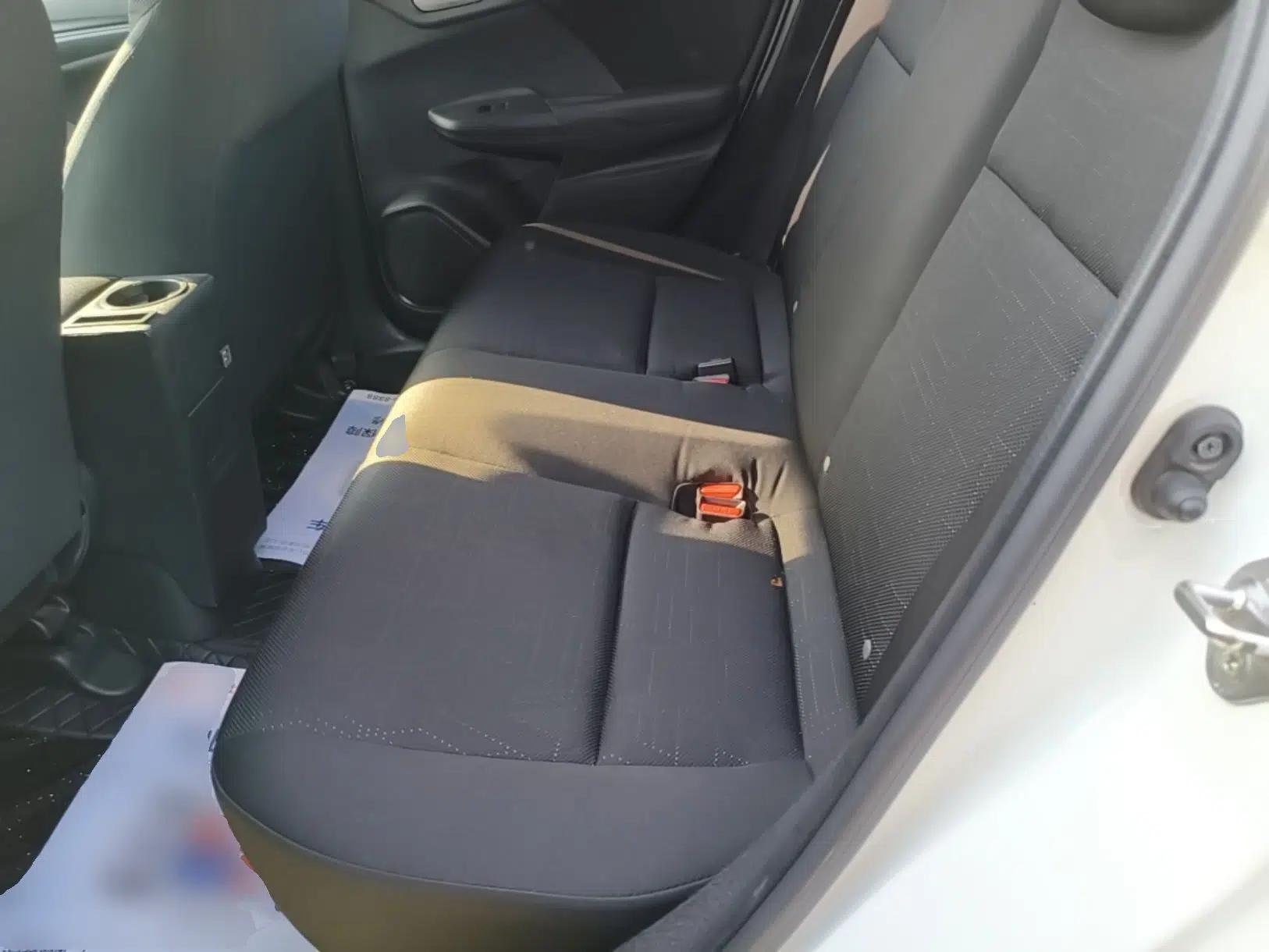 Honda Fit 2018 1.5L CVT Comfort Version — миниатюра 25
