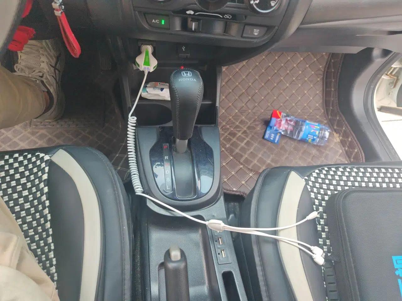 Honda Fit 2018 1.5L CVT Comfort Version — миниатюра 14