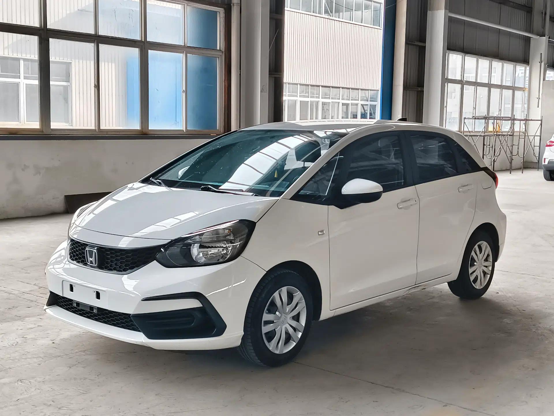 Honda Fit 2021 1.5L CVT Trend Edition — миниатюра 1