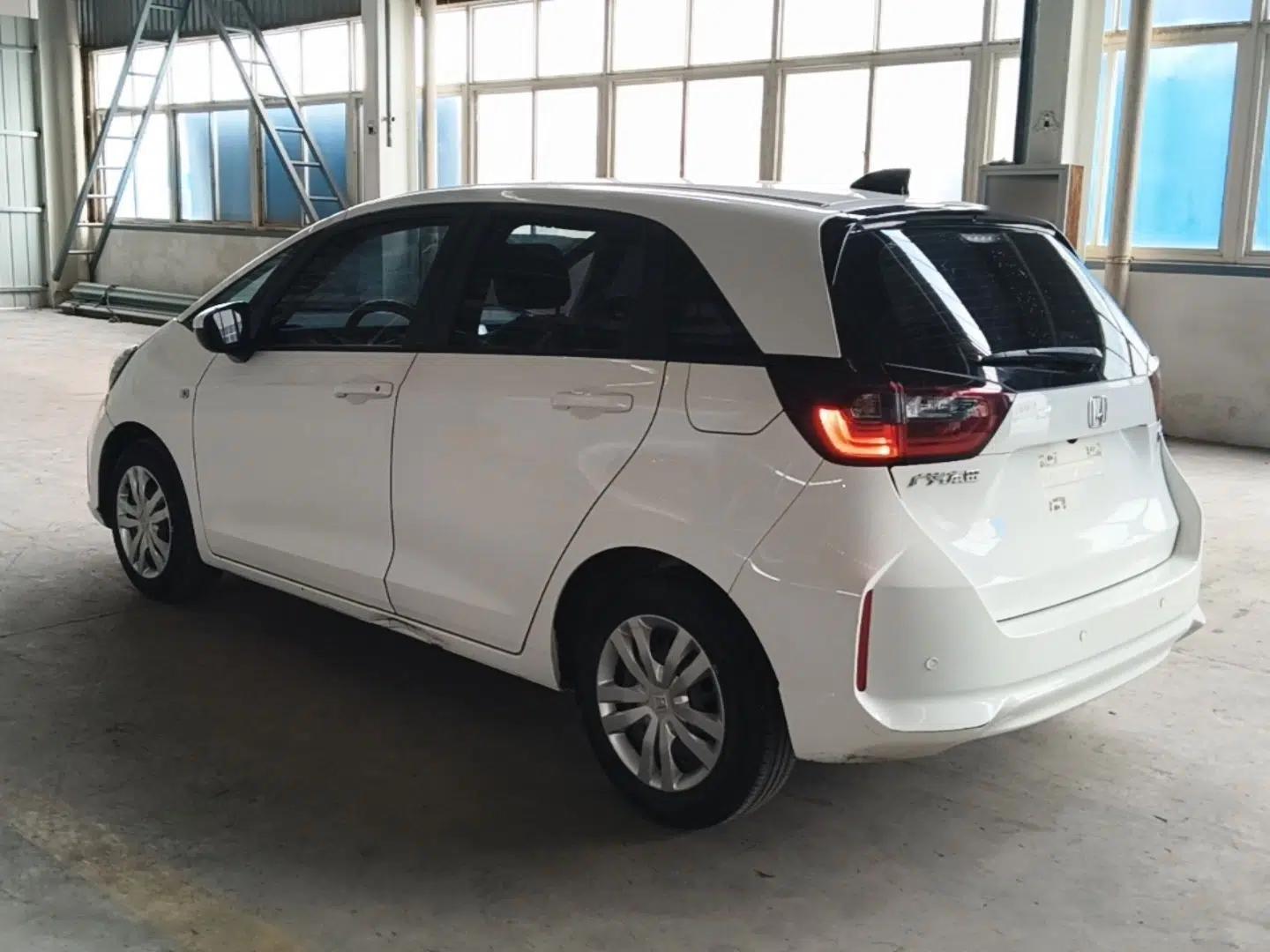 Honda Fit 2021 1.5L CVT Trend Edition — миниатюра 4