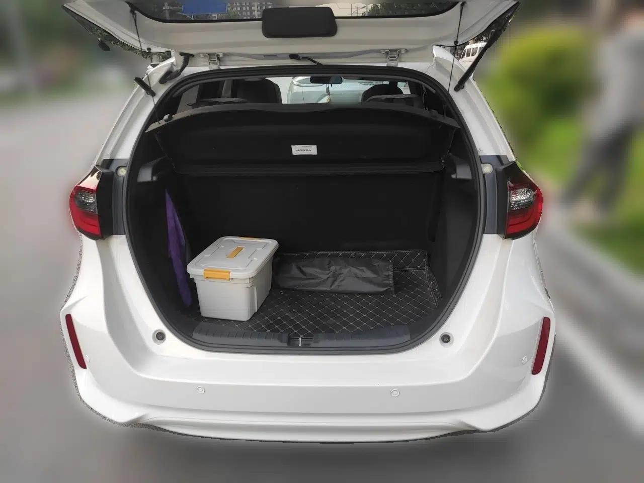 Honda Fit 2021 1.5L CVT Trend Edition — миниатюра 19