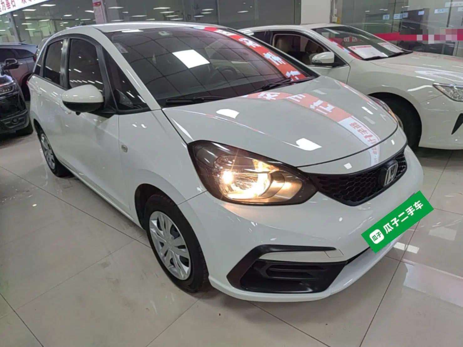 Honda Fit 2021 1.5L CVT Trendy Sports Edition — миниатюра 3