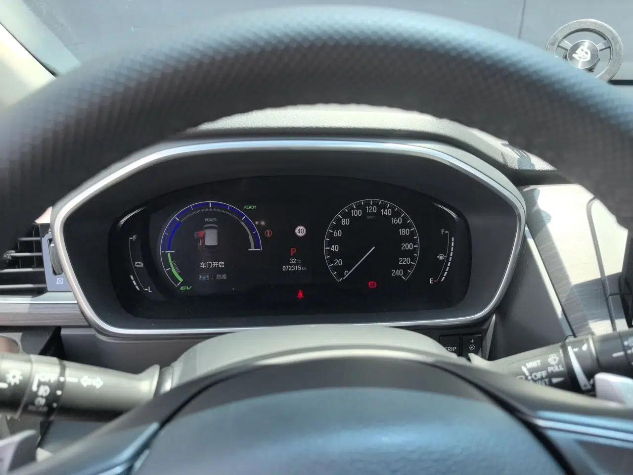 Honda Elysion 2022 2.0L eHEV Luxury Edition — миниатюра 11