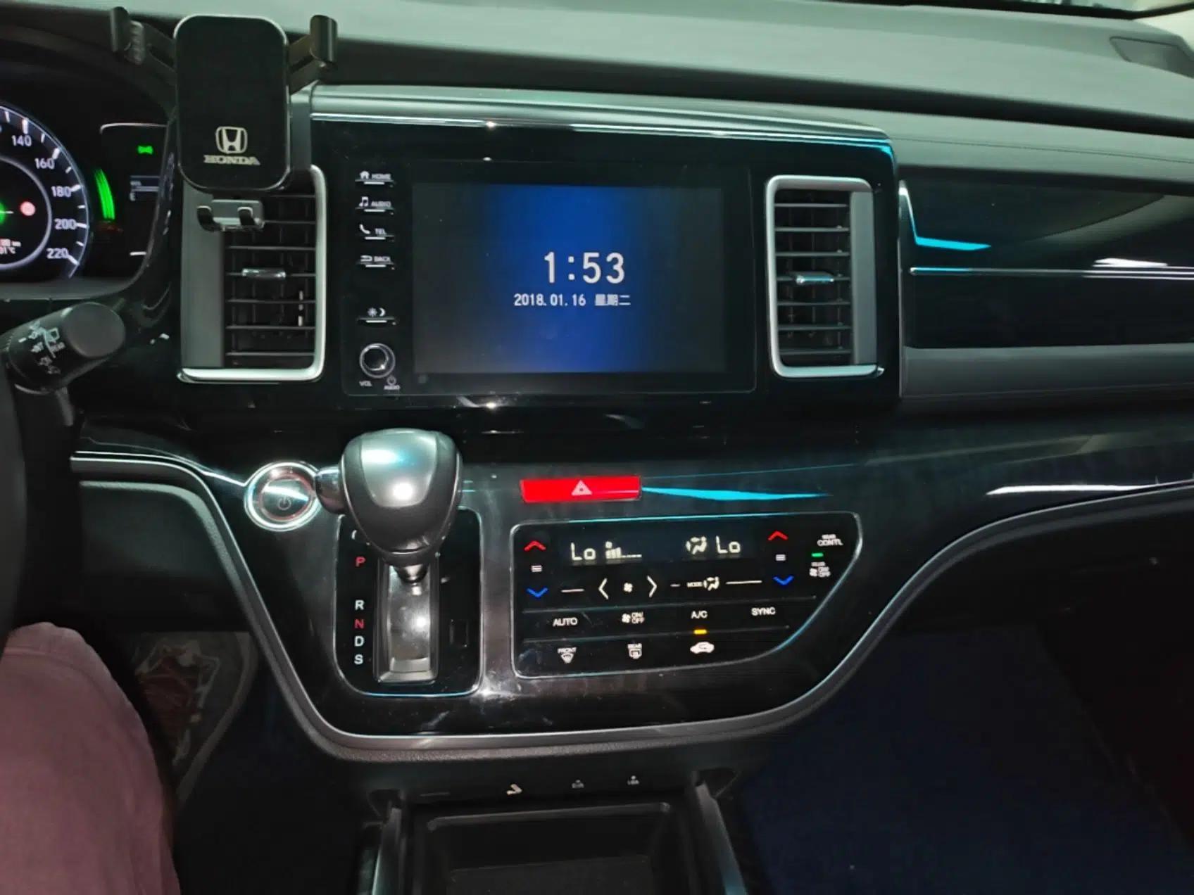 Honda Elysion 2019 2.0L Hybrid Luxury Edition — миниатюра 15