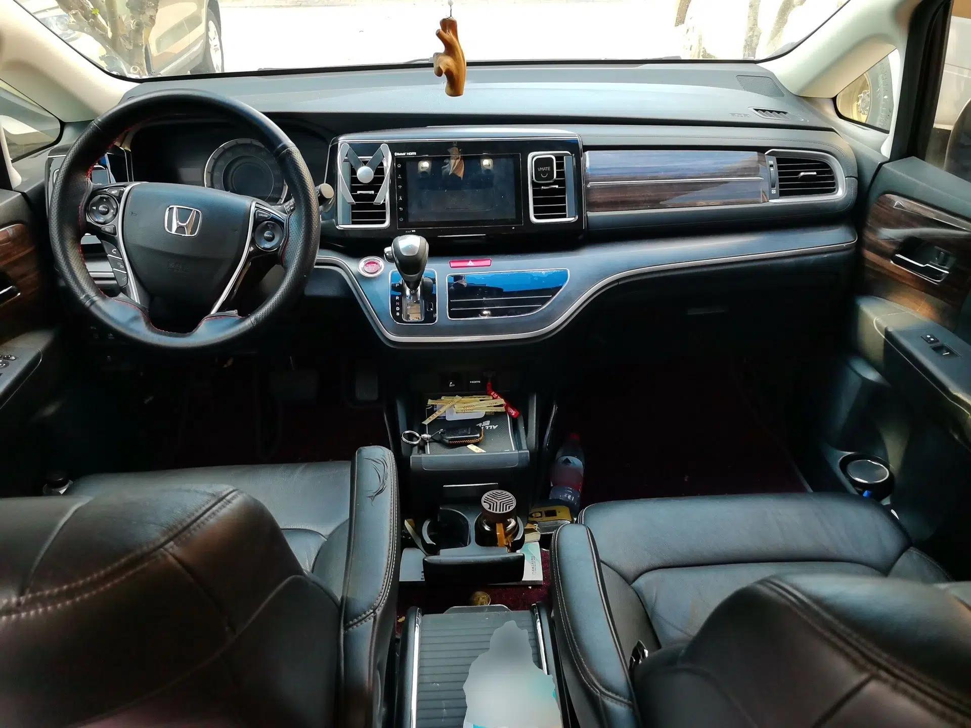 Honda Elysion 2016 2.4L Style Edition — миниатюра 9