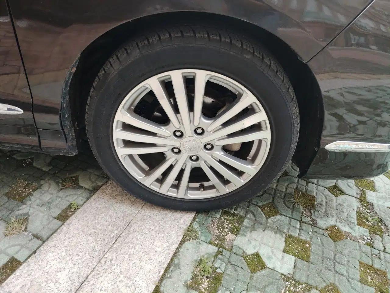 Honda Elysion 2016 2.4L Luxury Edition — миниатюра 8