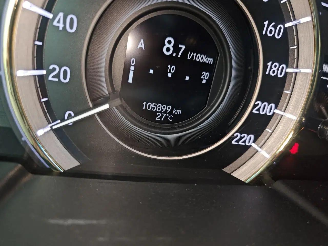 Honda Elysion 2016 2.4L Supreme Edition — миниатюра 12