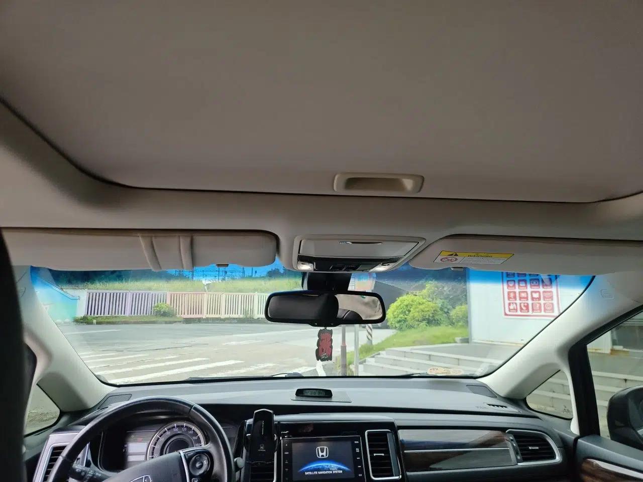 Honda Elysion 2016 2.4L Supreme Edition — миниатюра 18