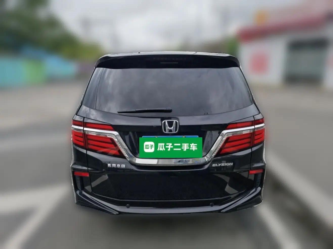 Honda Elysion 2016 2.4L Supreme Edition — миниатюра 5