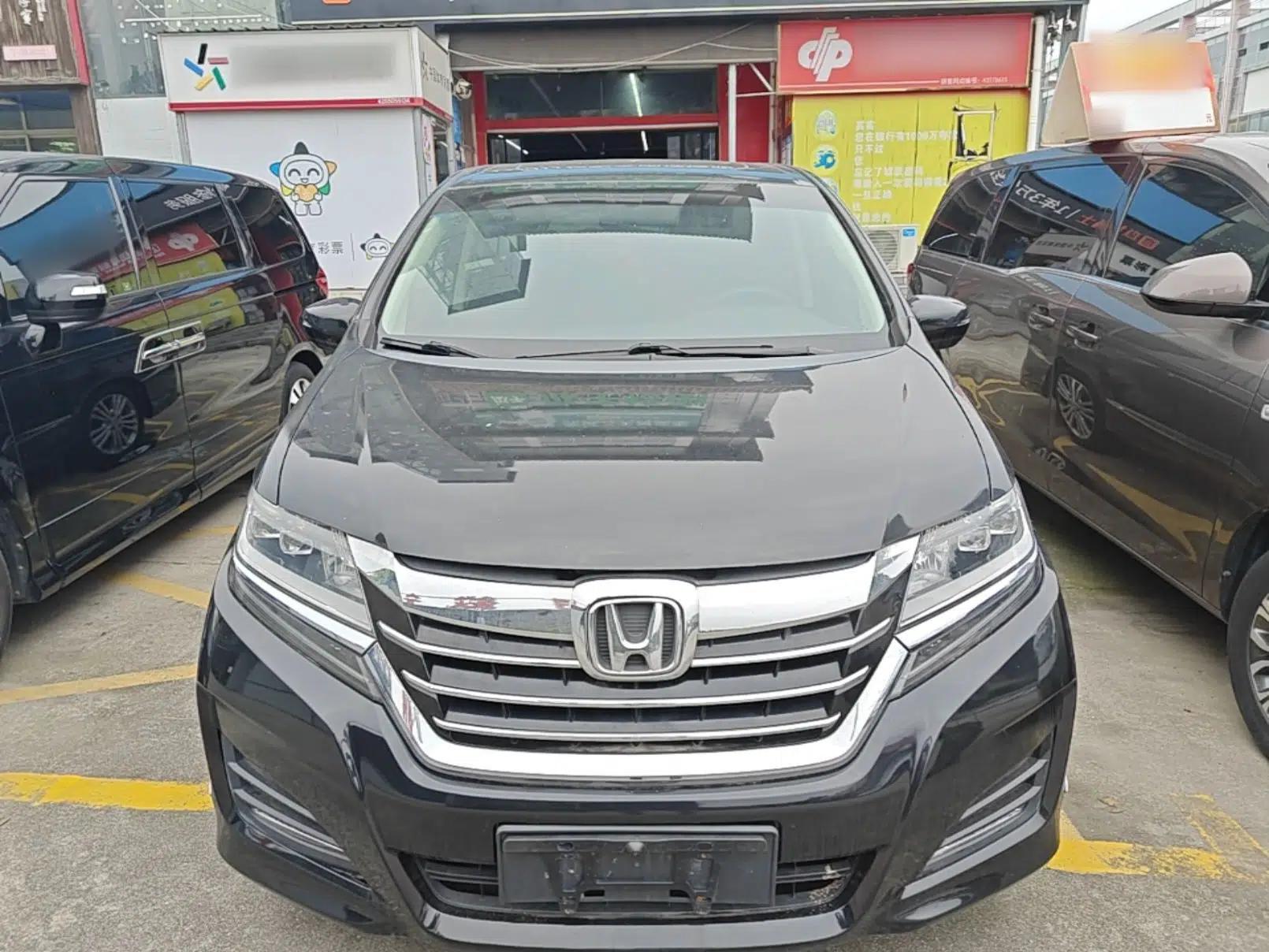 Honda Elysion 2016 2.4L Classic Edition — миниатюра 2