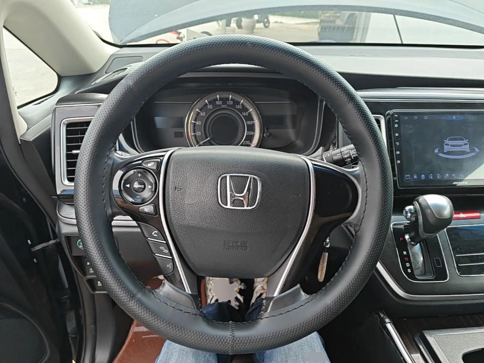 Honda Elysion 2016 2.4L Classic Edition — миниатюра 13