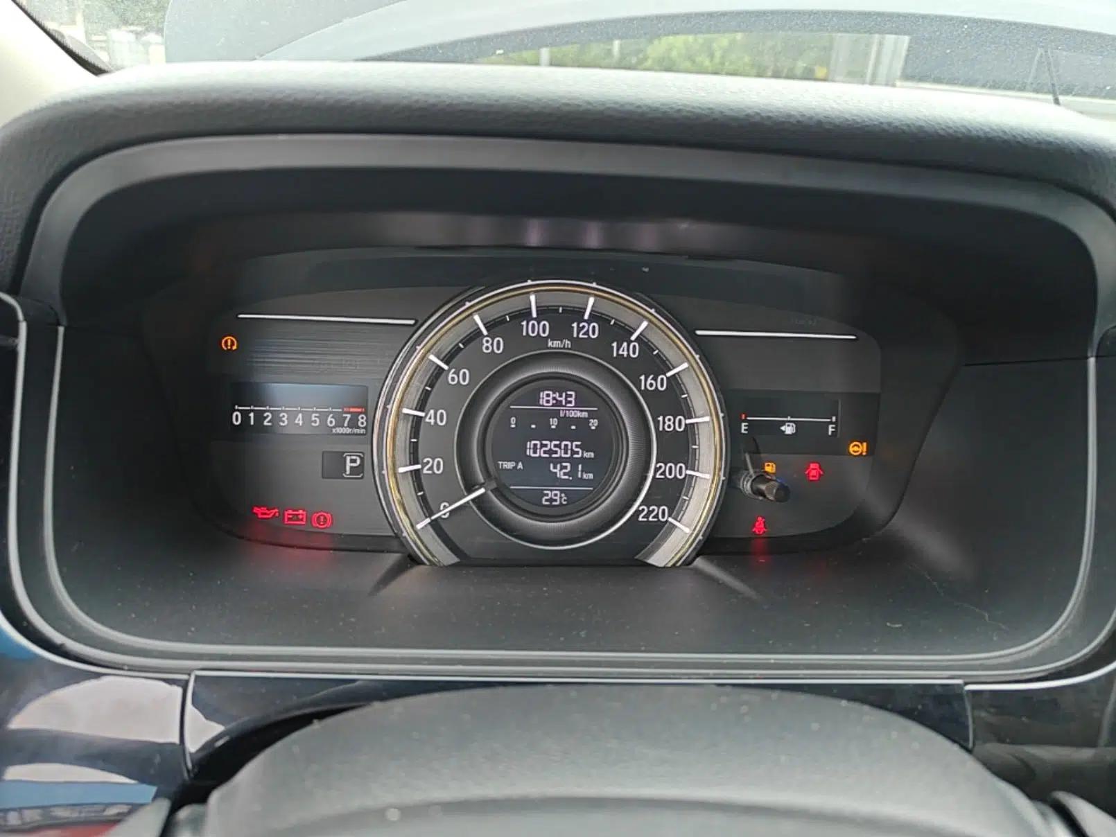 Honda Elysion 2016 2.4L Classic Edition — миниатюра 14