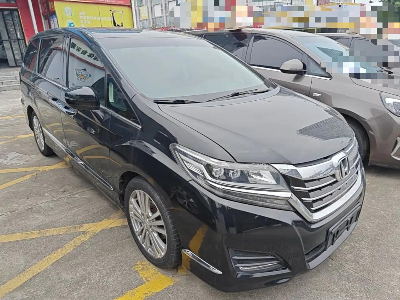 Honda Elysion 2016 2.4L Classic Edition — миниатюра 3
