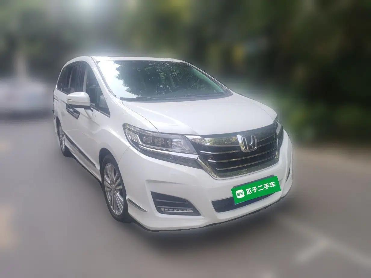 Honda Elysion 2016 2.4L Classic Edition — миниатюра 3