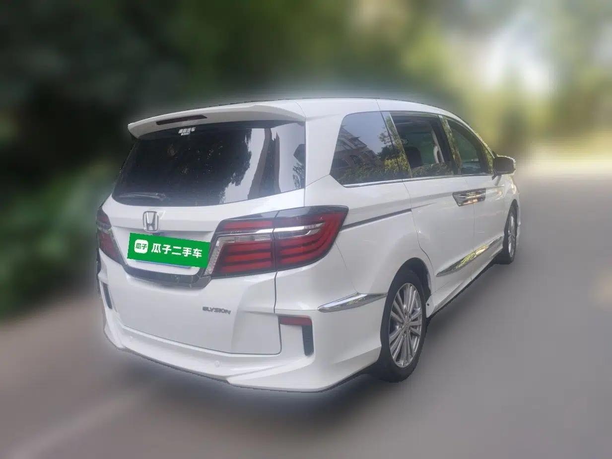Honda Elysion 2016 2.4L Classic Edition — миниатюра 6