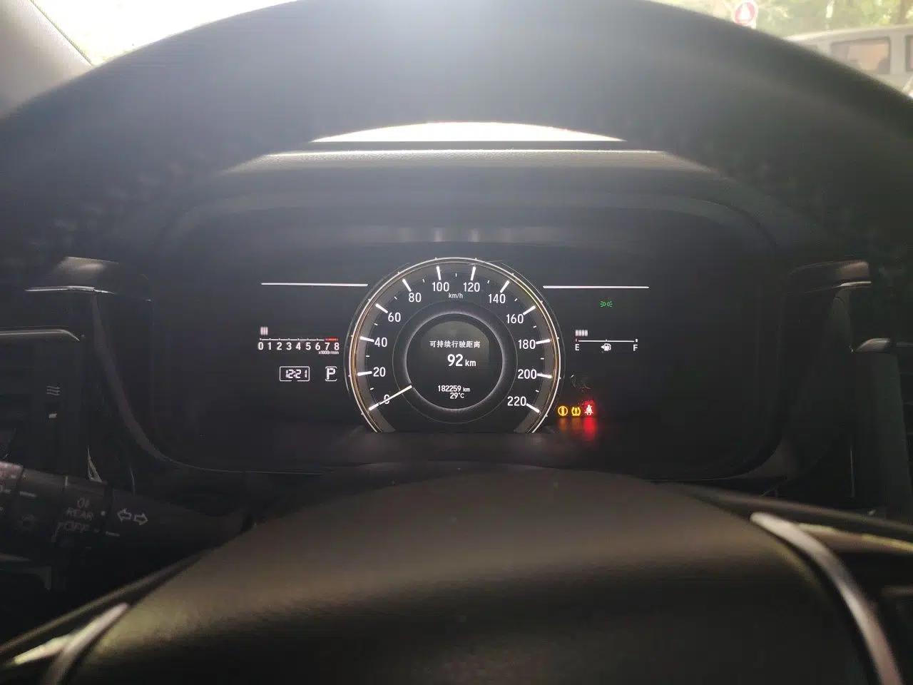 Honda Elysion 2016 2.4L Luxury Edition — миниатюра 11