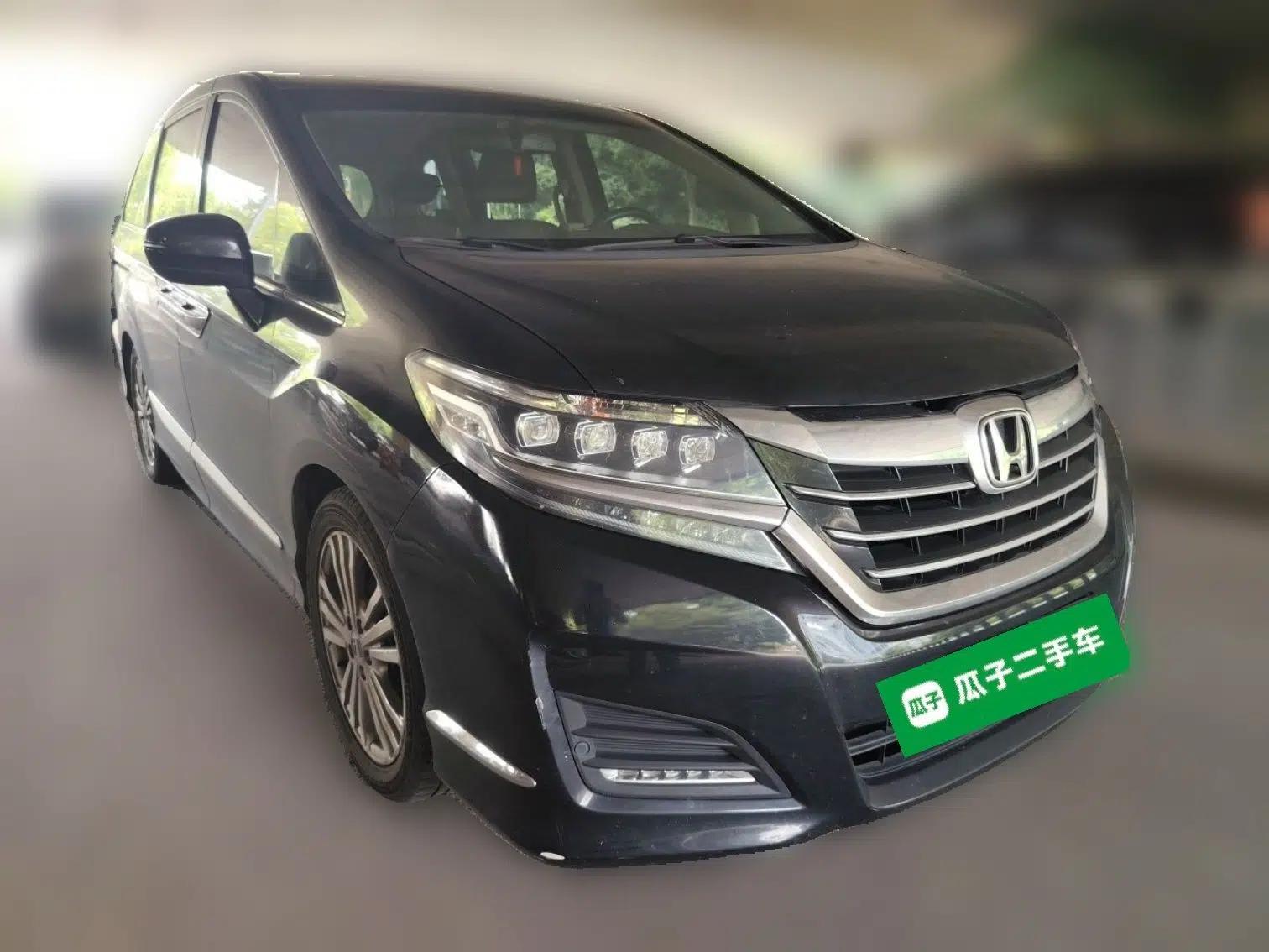 Honda Elysion 2016 2.4L Luxury Edition — миниатюра 3