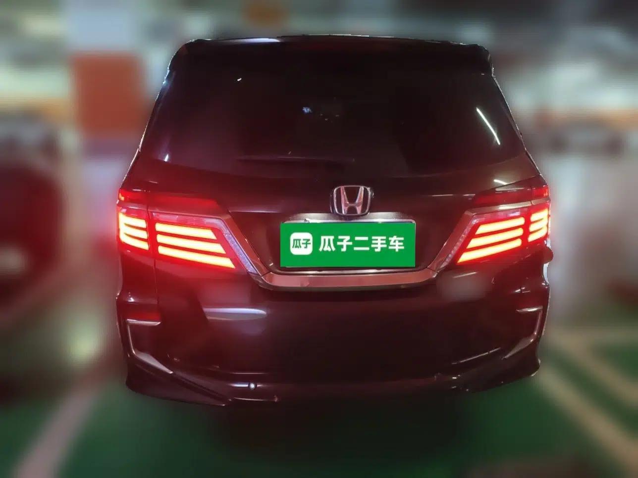 Honda Elysion 2019 2.0L Hybrid Luxury Edition — миниатюра 5