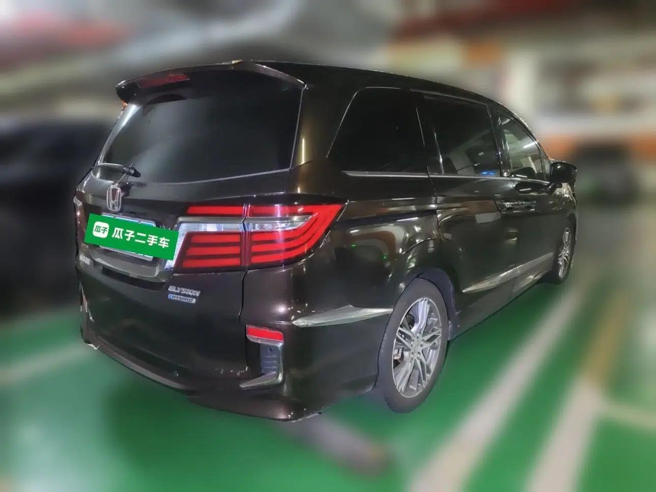 Honda Elysion 2019 2.0L Hybrid Luxury Edition — миниатюра 6