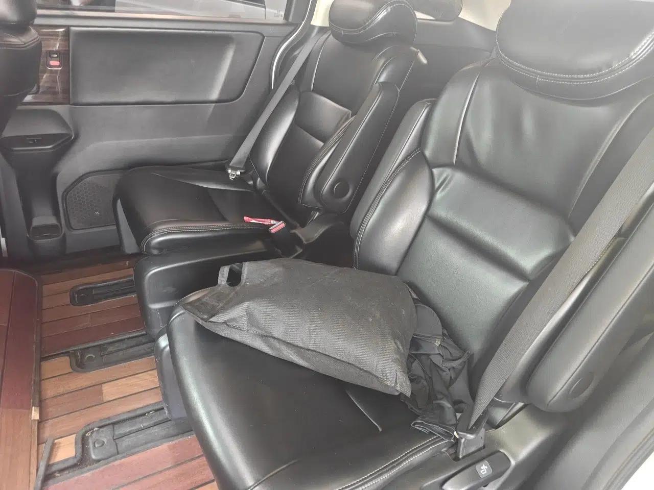 Honda Elysion 2016 2.4L Classic Edition — миниатюра 17