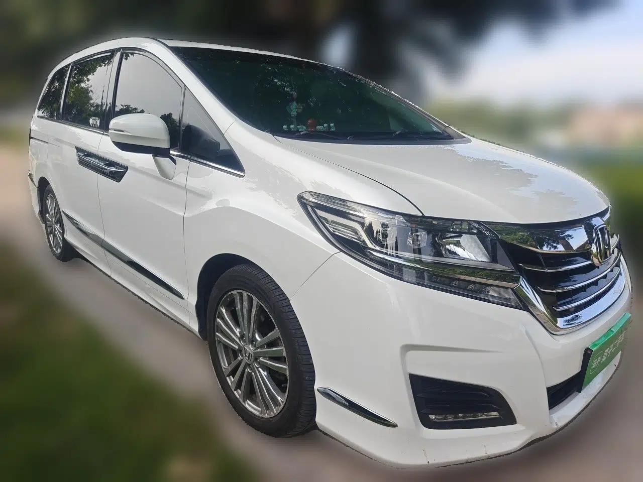 Honda Elysion 2016 2.4L Classic Edition — миниатюра 3