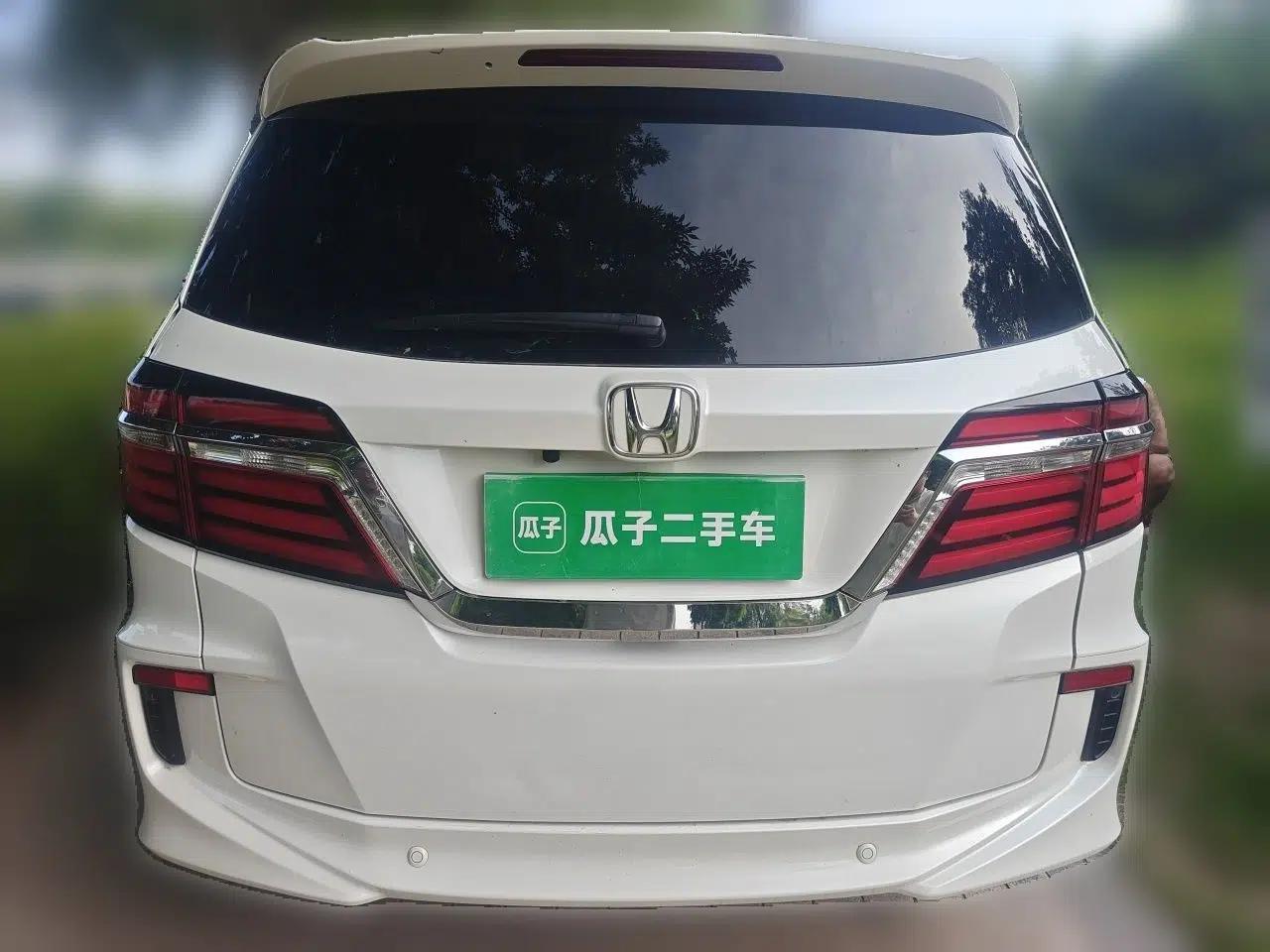 Honda Elysion 2016 2.4L Classic Edition — миниатюра 5