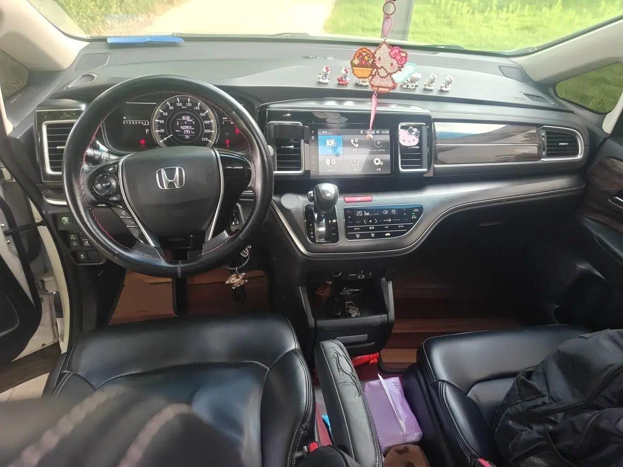 Honda Elysion 2016 2.4L Classic Edition — миниатюра 9