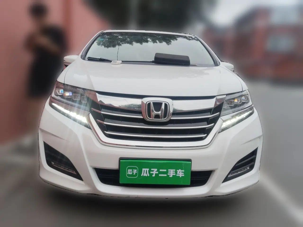 Honda Elysion 2016 2.4L Luxury Edition — миниатюра 2