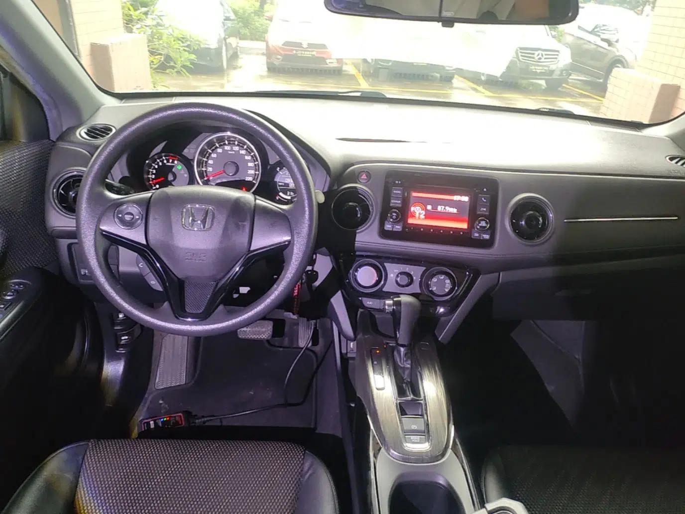 Honda XR-V 2017 1.5L LXi CVT Classic Edition — миниатюра 17
