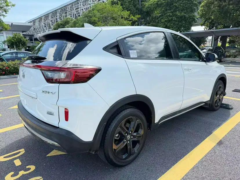 Honda XR-V 2021 220TURBO CVT Luxury Edition — миниатюра 17