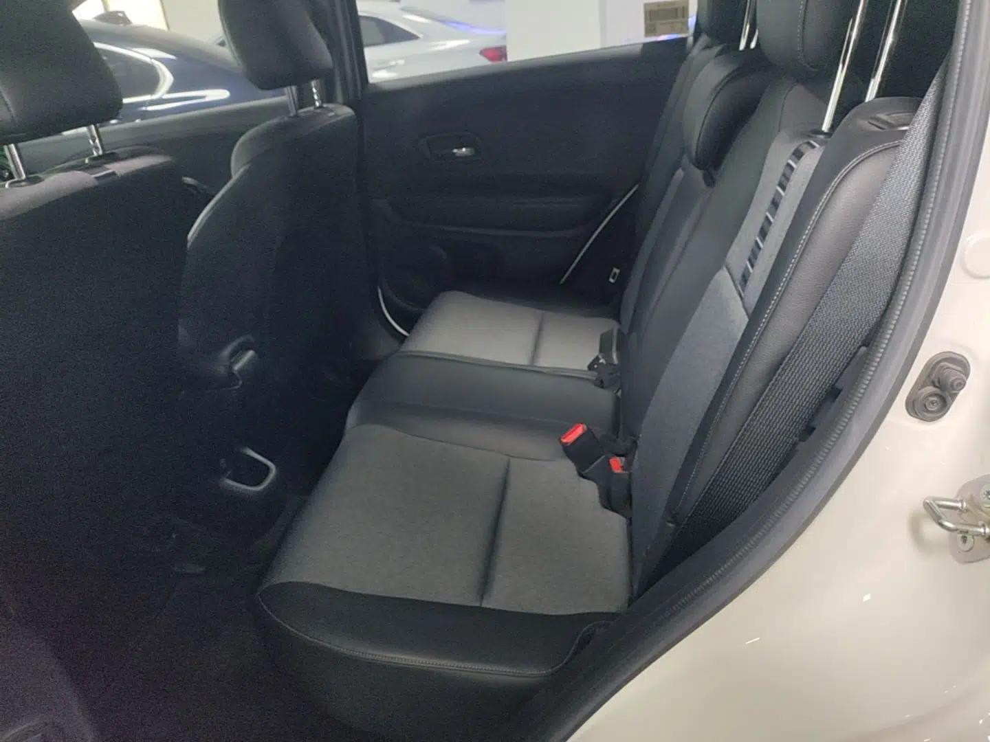 Honda XR-V 2021 220TURBO CVT Luxury Edition — миниатюра 26
