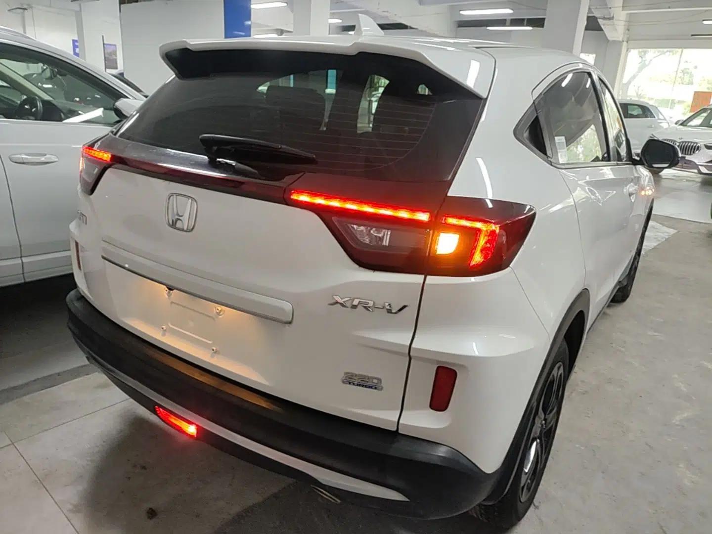 Honda XR-V 2021 220TURBO CVT Luxury Edition — миниатюра 6
