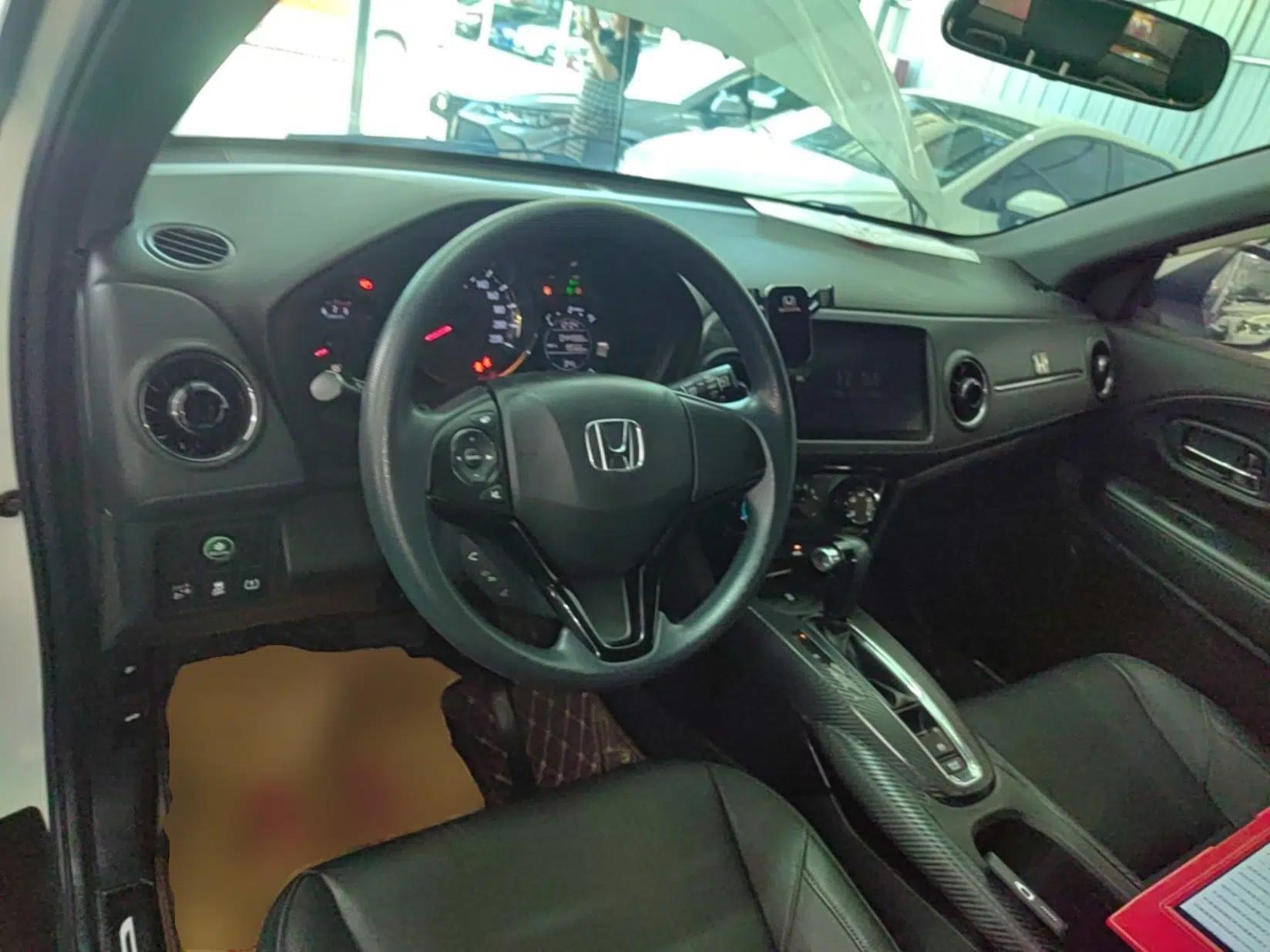 Honda XR-V 2021 1.5L CVT Luxury Edition — миниатюра 12