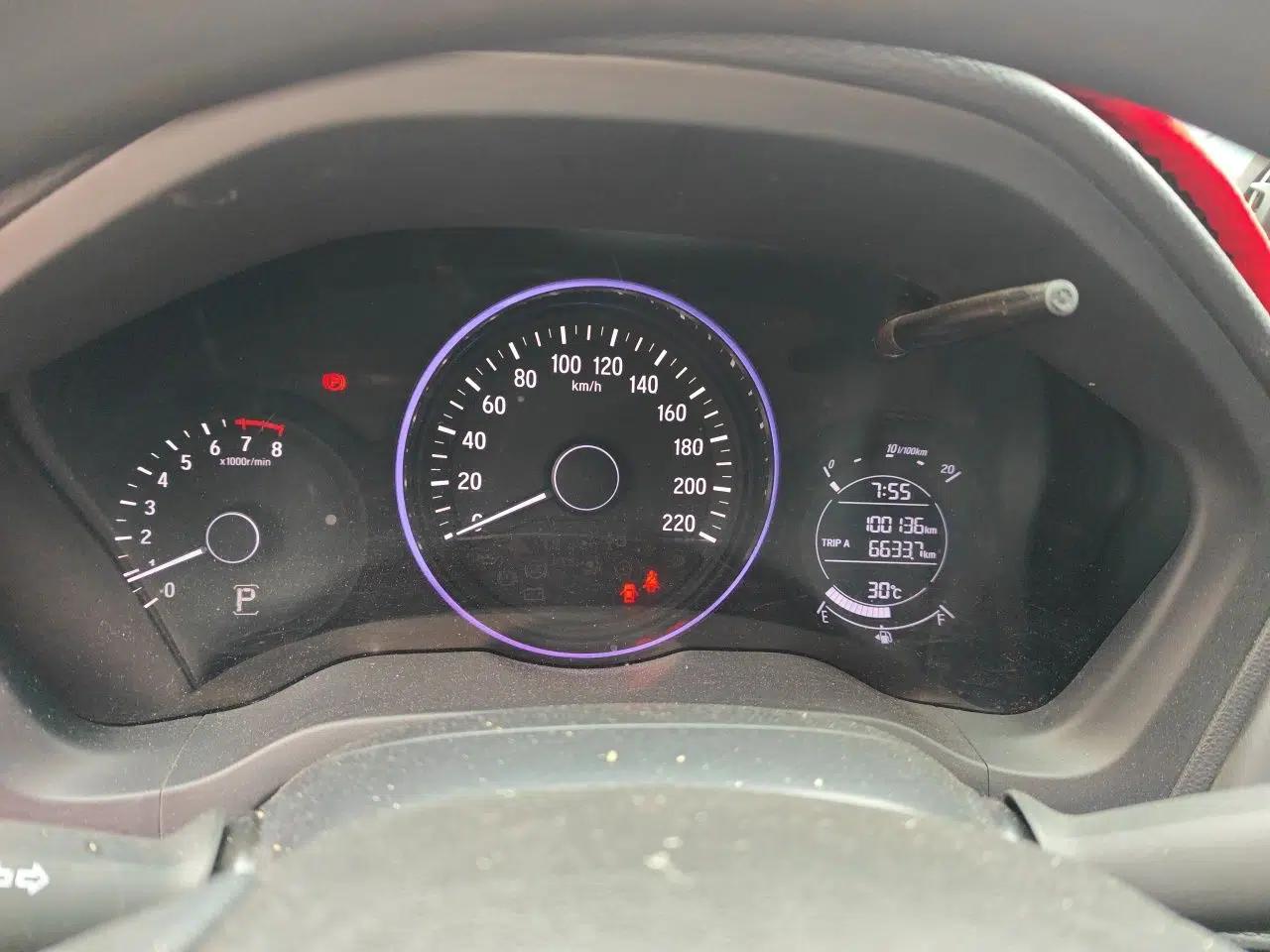 Honda Vezel 2020 1.5L CVT Elite Edition — миниатюра 11