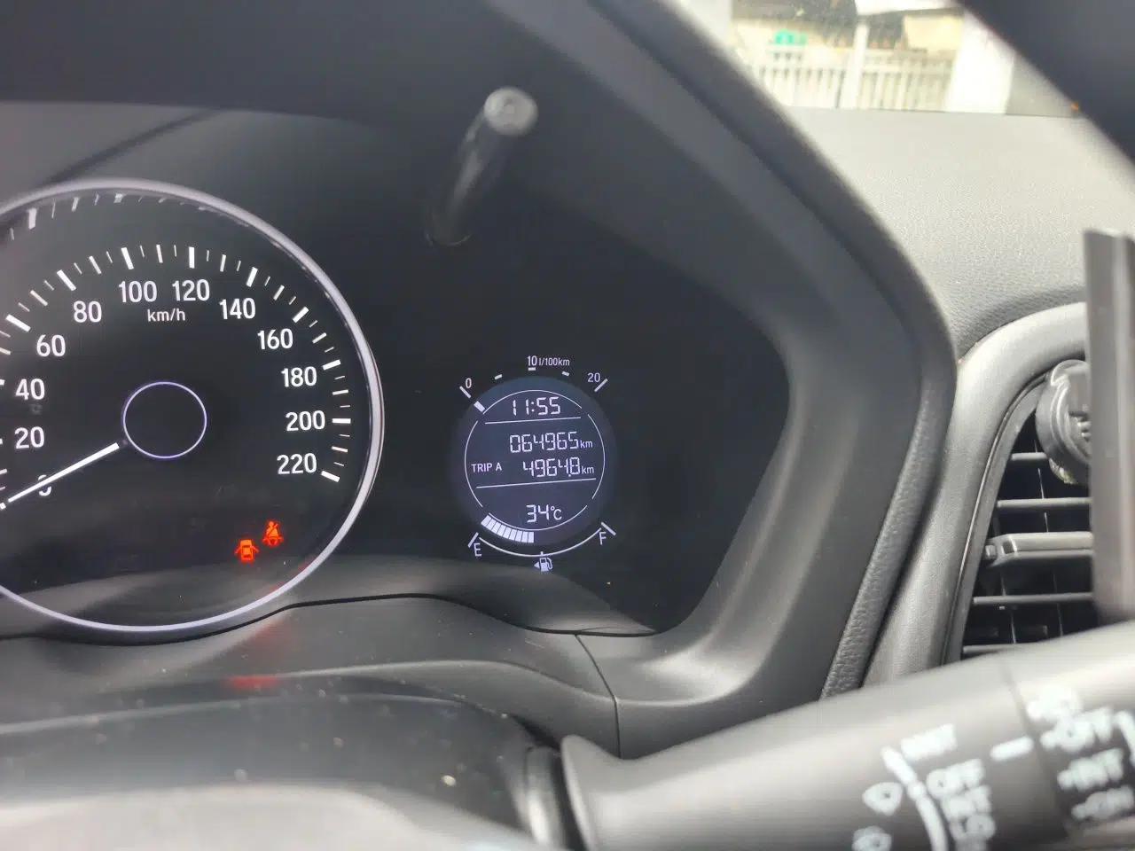 Honda Vezel 2020 1.5L CVT Elite Edition — миниатюра 12