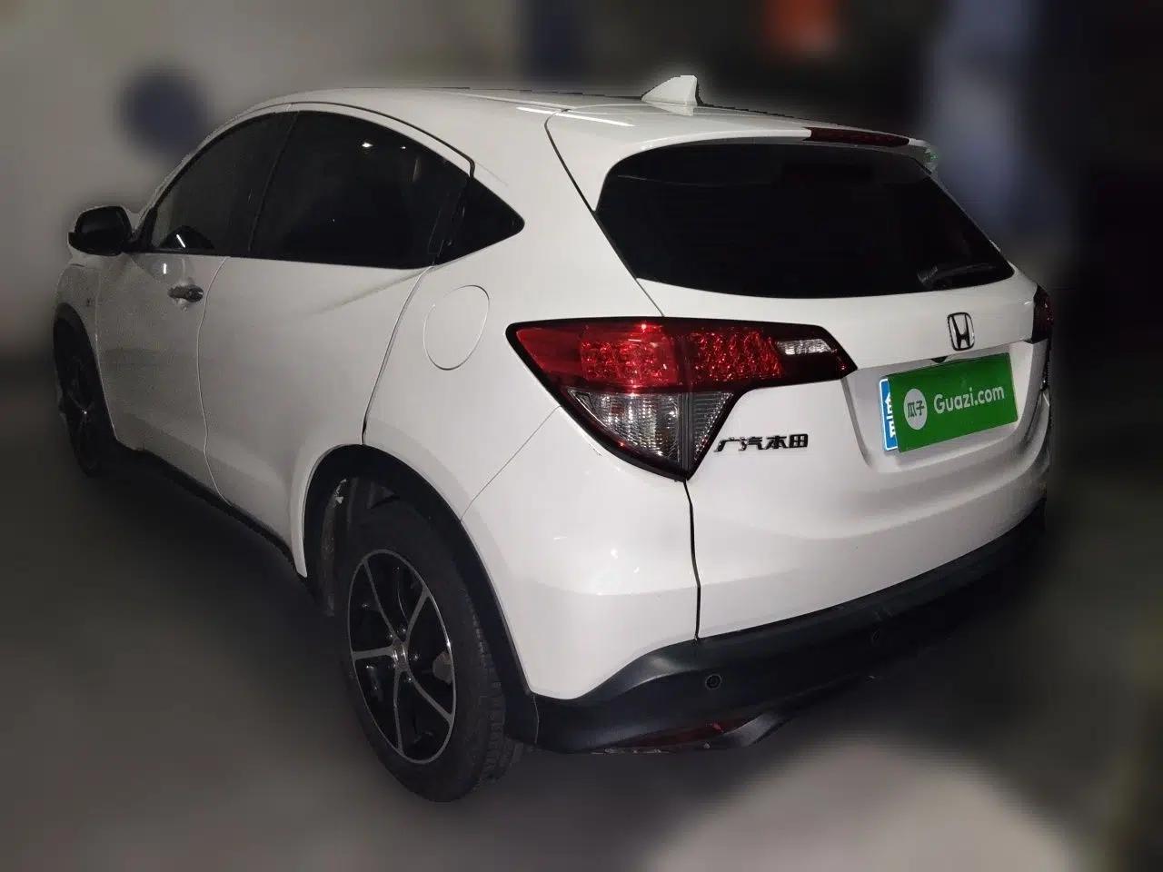 Honda Vezel 2020 1.5L CVT Pioneer Edition — миниатюра 4