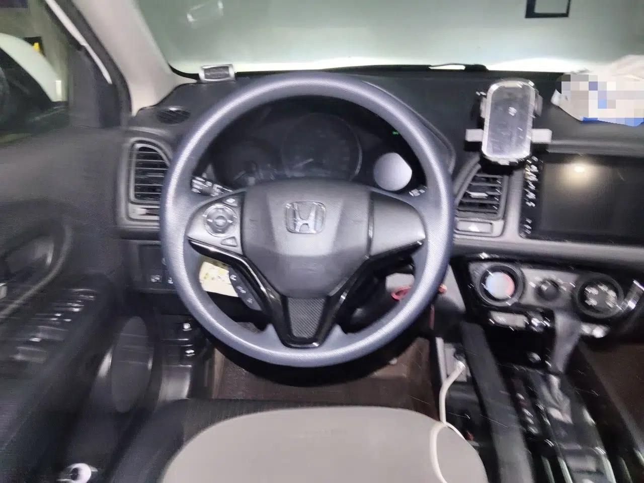 Honda Vezel 2020 1.5L CVT Pioneer Edition — миниатюра 10