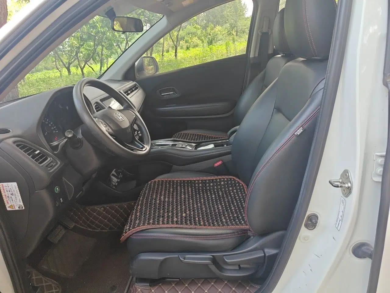 Honda Vezel 2017 1.5L CVT 2WD Comfort Model — миниатюра 15