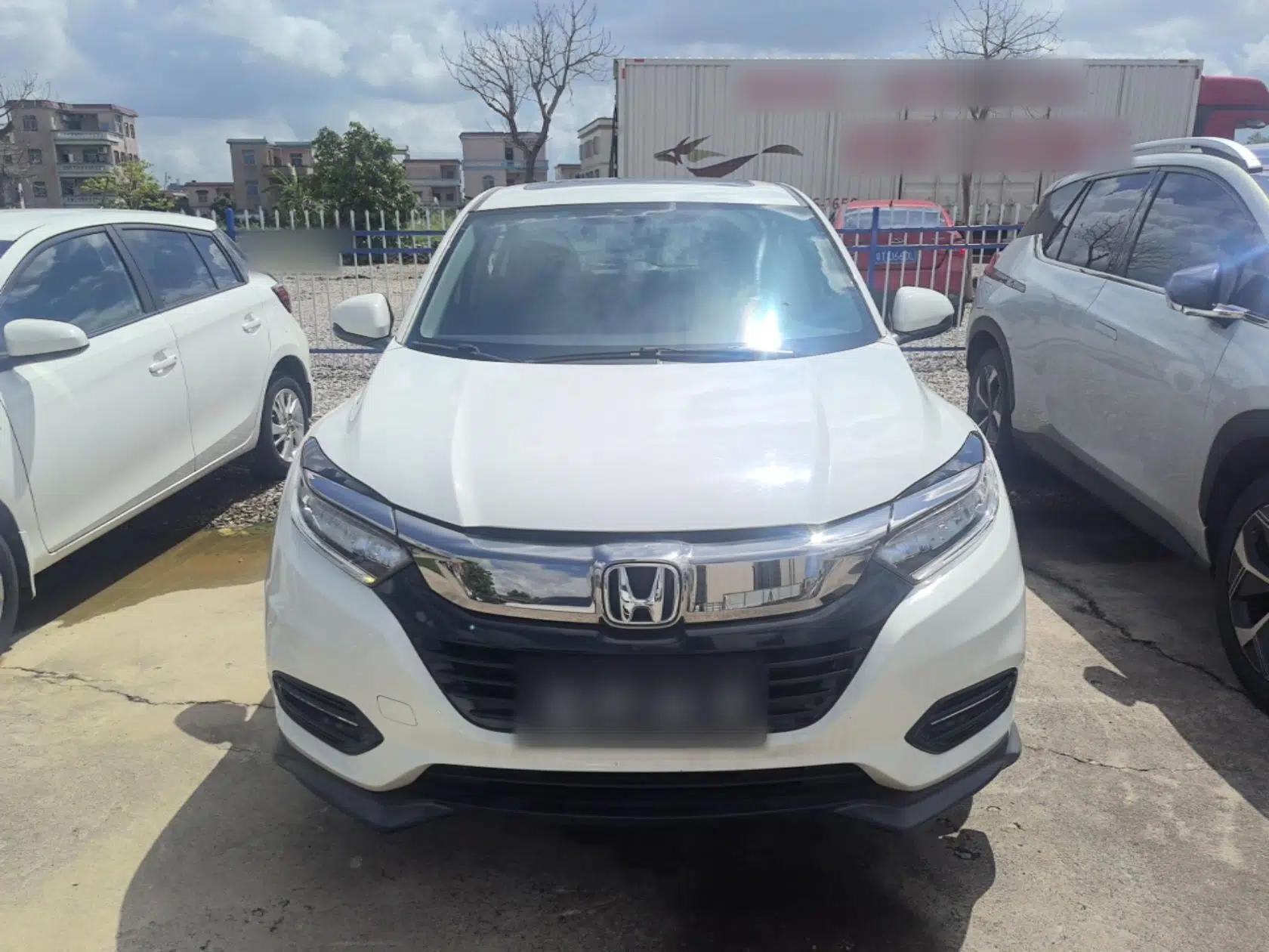 Honda Vezel 2020 220 TURBO CVT Luxury Edition — миниатюра 2