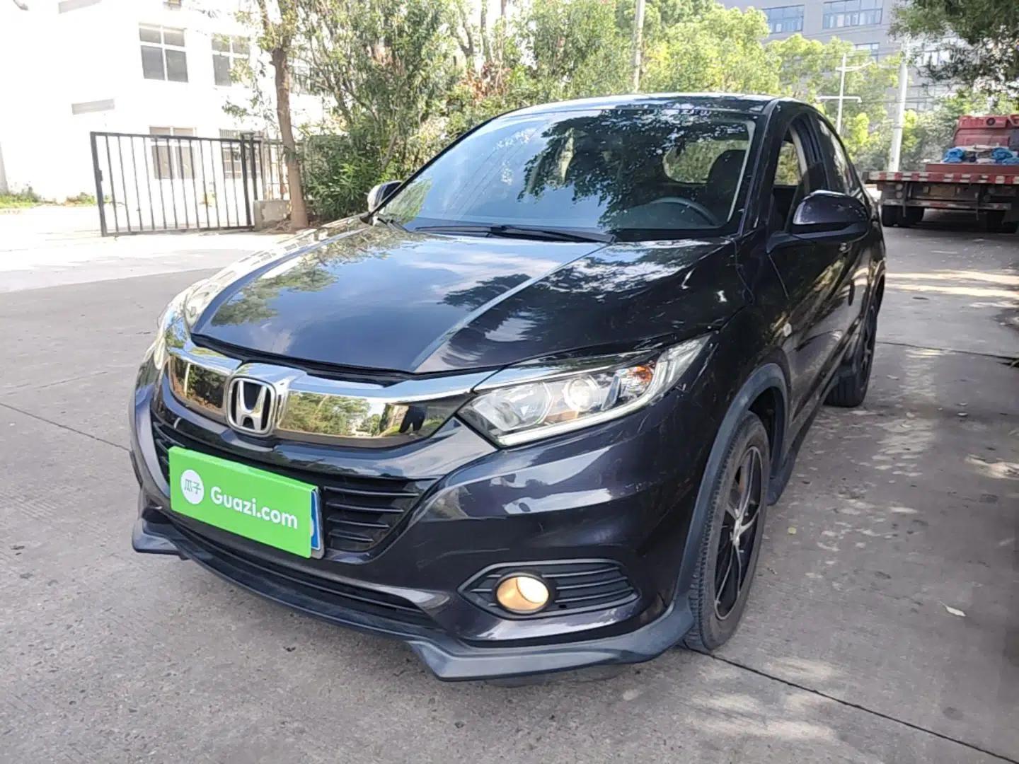 Honda Vezel 2020 1.5L CVT Pioneer Edition — миниатюра 1