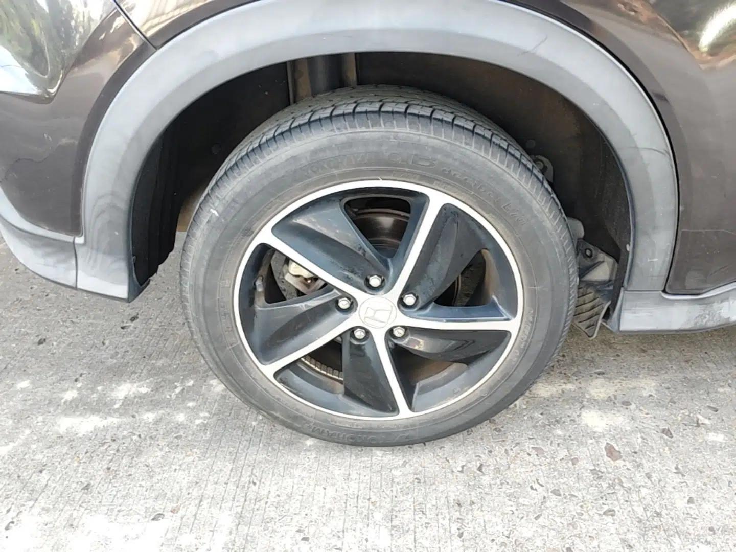 Honda Vezel 2020 1.5L CVT Pioneer Edition — миниатюра 16