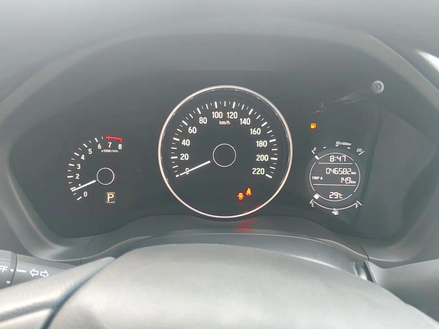 Honda Vezel 2020 1.5L CVT Pioneer Edition — миниатюра 19