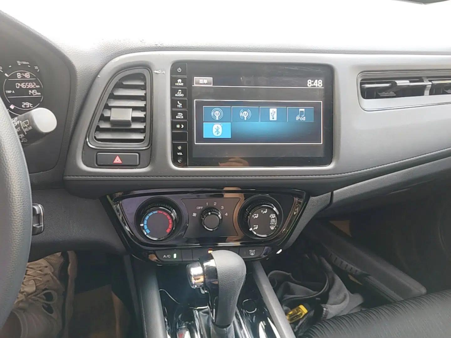 Honda Vezel 2020 1.5L CVT Pioneer Edition — миниатюра 20