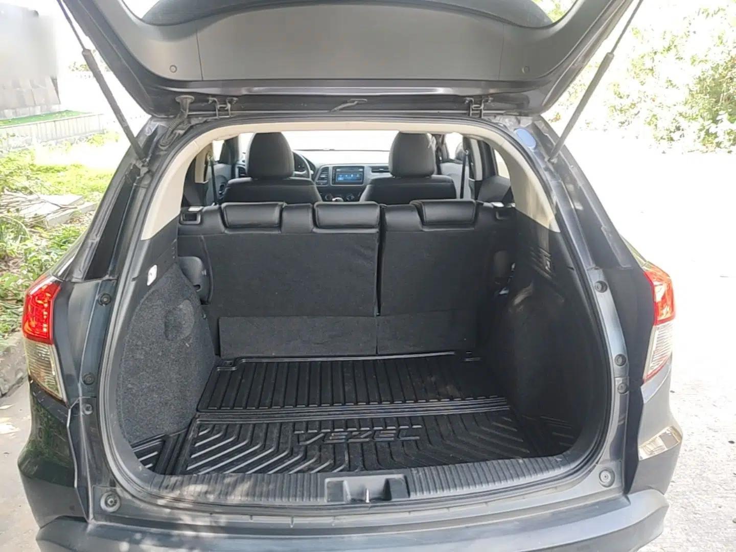 Honda Vezel 2020 1.5L CVT Pioneer Edition — миниатюра 27